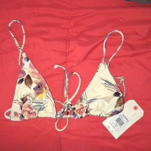 Billabong Bikini Top Floral LG (Runs Small)